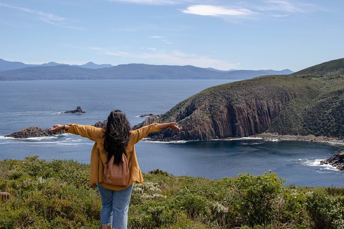 Full-Day Guided Bruny Island Tour from Hobart - Climbing to the Neck lookout