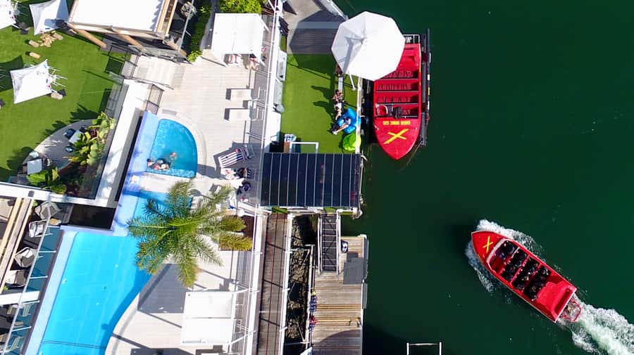 Gold Coast: 55-Minute Extreme Jet Boat Ride - Who should book this Gold Coast ride?