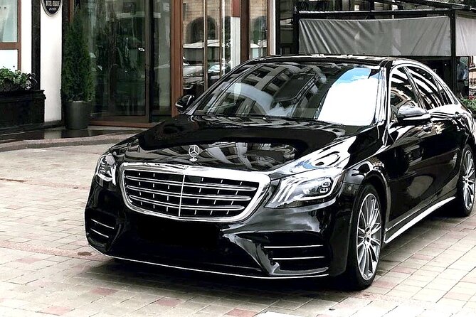 Gold Coast Airport: Shared Transfer to Gold Coast Suburbs - Booking Details That Matter