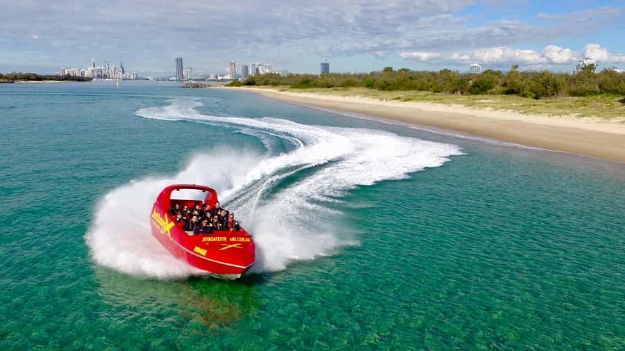 Gold Coast: Jet Boat Ride and Scenic Helicopter Tour - The 55-minute jet boat ride