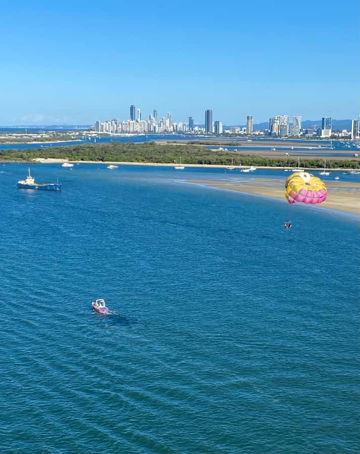Gold Coast: Parasailing in Surfers Paradise - Starting at Marina Mirage in Main Beach