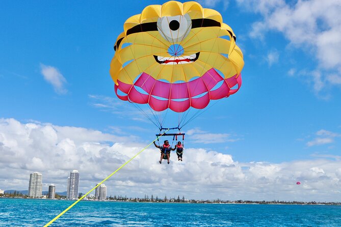 Gold Coast Parasailing – Tandem & Triple Flights - Crew service and the feeling of safety