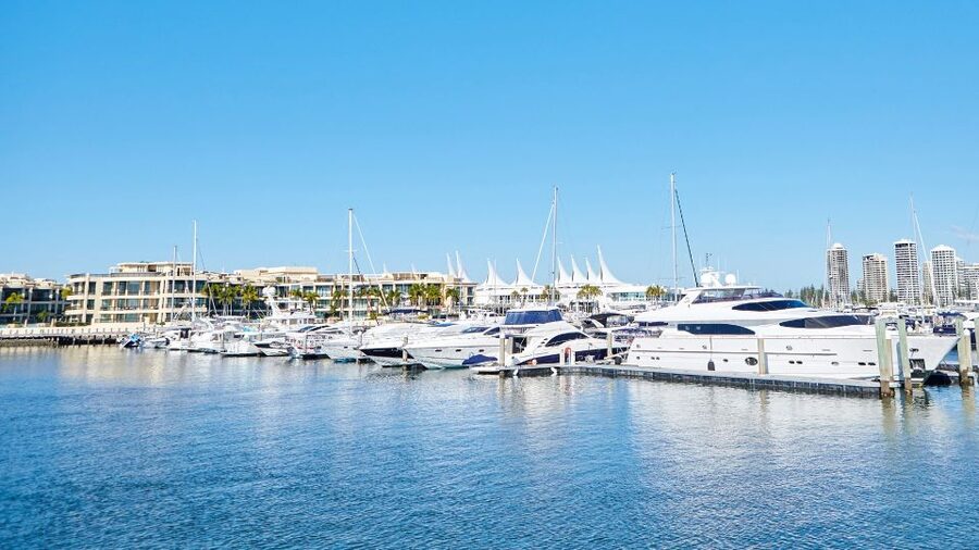 Gold Coast: Sightseeing Cruise with Buffet Lunch - Who will enjoy this cruise most?