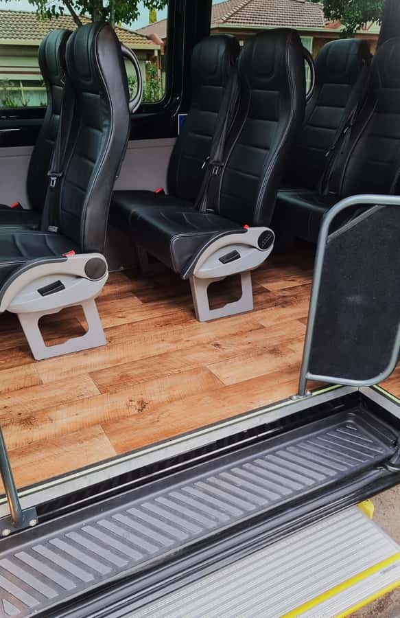 Great Ocean Road Lux Tour Max 11 Hotel Pickup - Why the small minibus makes a difference