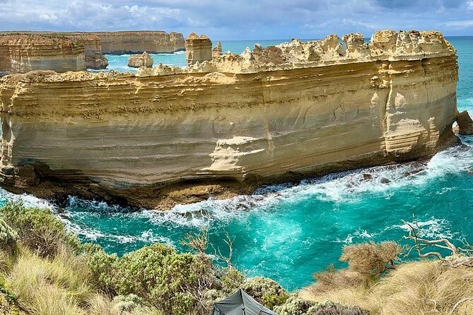 Great Ocean Road Reverse Itinerary Boutique Tour - Max 11 Guests - Loch Ard Gorge adds a human story