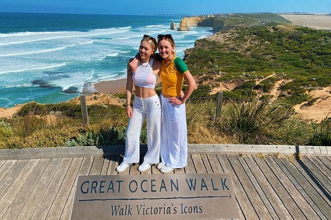 Great Ocean Road Reverse Itinerary PREMIUM Tour - Max 11 Guests - Down to Gibsons Steps and the beach