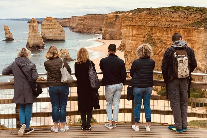 Great Ocean Road Reverse Itinerary PREMIUM Tour - Max 11 Guests - Lunch in Apollo Bay