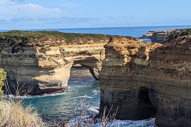 Great Ocean Road Tour Reverse –SML GRP-DLUX Mini Bus Hotel Pickup - Colac: a short break in dairy country