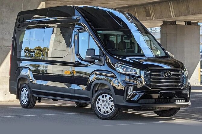 Great Ocean Road Tour Reverse –SML GRP-DLUX Mini Bus Hotel Pickup - Tom and Eva Lookout, Razorback, and Loch Ard Gorge