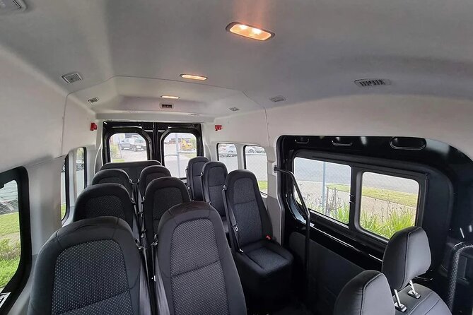 Great Ocean Road Tour Reverse –SML GRP-DLUX Mini Bus Hotel Pickup - Kennett River and the search for wildlife