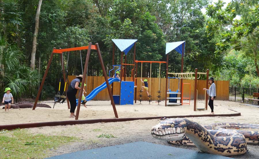 Hartley's Crocodile Adventures Park Entry - Photos, animal encounters, and extra costs