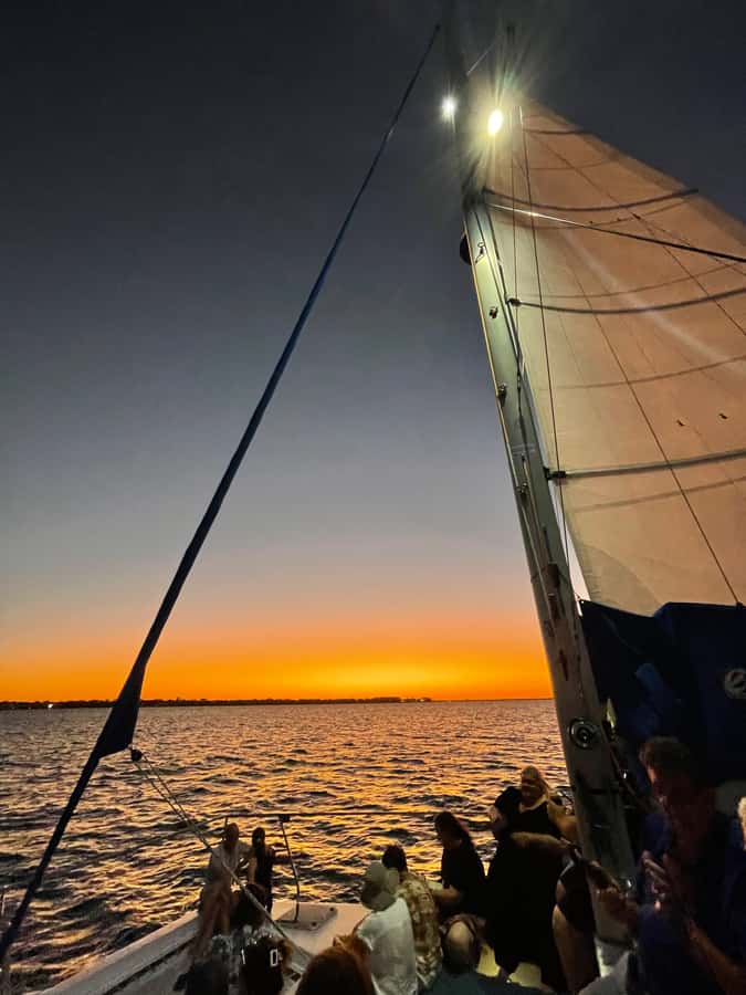 Hervey Bay Champagne Sunset Sail - Who should book this experience
