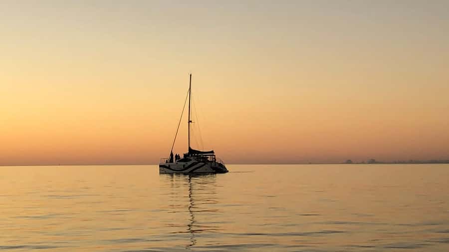 Hervey Bay Champagne Sunset Sail - Crew service and the feel on board