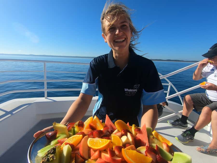 Hervey Bay: Half-Day Whale Watching Cruise with Meal - From Urangan marina to open water