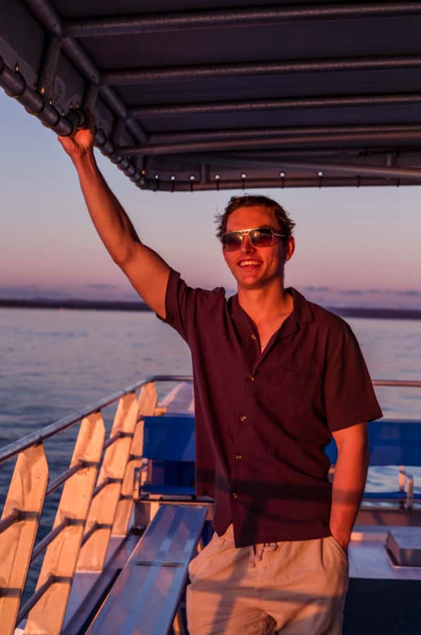 Hervey Bay: Sunset Cruise to Great Sandy Marine Park - Commentary, music, and the feel onboard