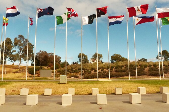 Highlights of Canberra Full Day Tour - A drive through Yarralumla adds Canberra’s official side