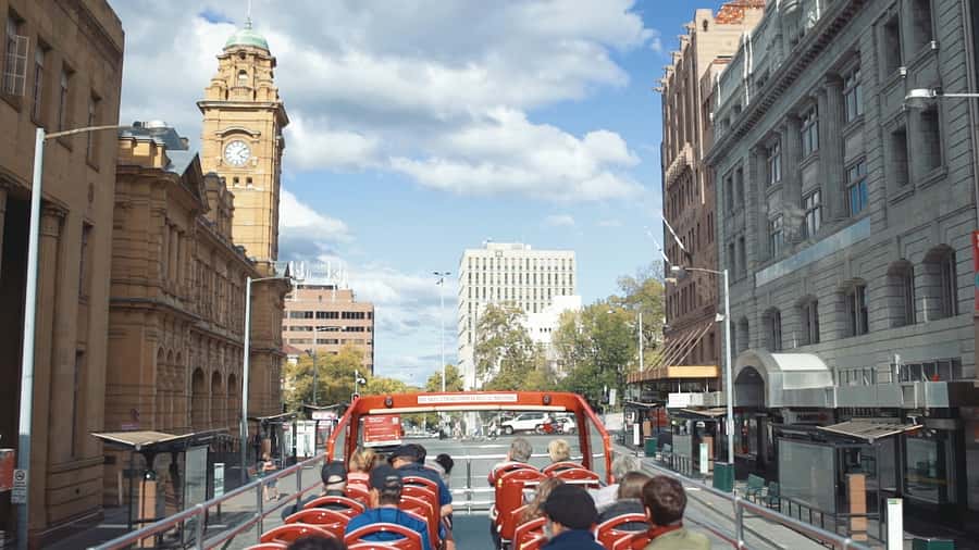 Hobart: 24-Hour Hop-on Hop-off Sightseeing Bus Ticket - Why start Hobart from the bus?