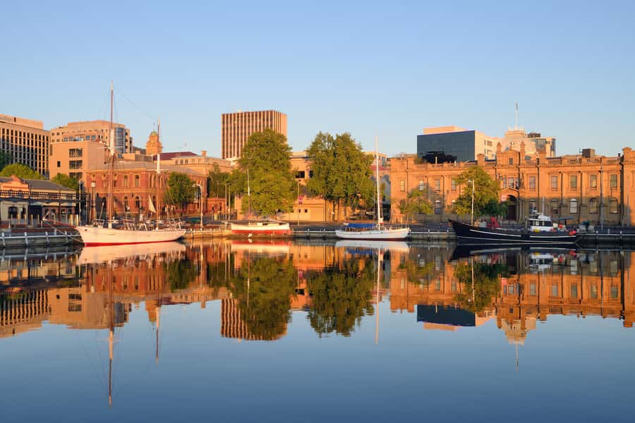Hobart: 3-Hour City Sightseeing Tour - Starting at Brooke Street Pier and Sullivan’s Cove