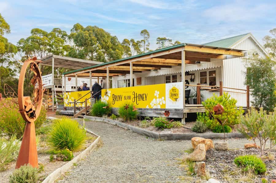 Hobart: Bruny Island Gourmet Sightseeing Day Tour - Mavista Rainforest and southern Bruny
