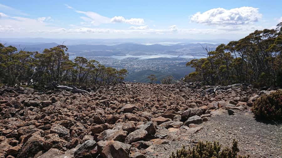 Hobart: kunanyi/Mt Wellington Explorer Bus Pass - The Chalet and Big Bend show the mountain’s rougher side