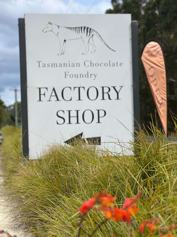 Hobart: Port Arthur & Tasman Park Full-Day Trip with Cruise - The Tasmanian Chocolate Foundry stop