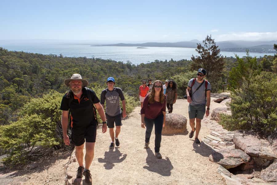 Hobart: Wineglass Bay & Freycinet National Park Active Tour - The Wineglass Bay Lookout Walk