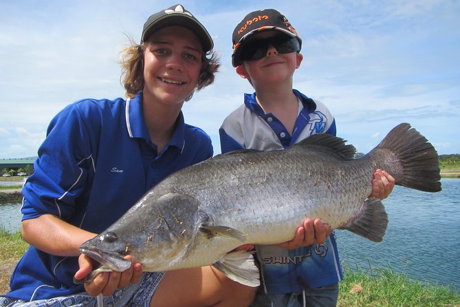 Hook A Barra Fishing Experience - The guides make the difference