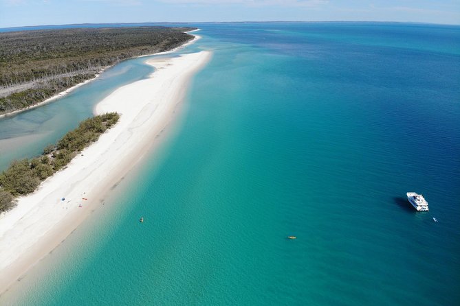 K'gari (Fraser Island) West Coast Half Day Cruise from Hervey Bay - The Water Route Past Round Island and Big Woody Island