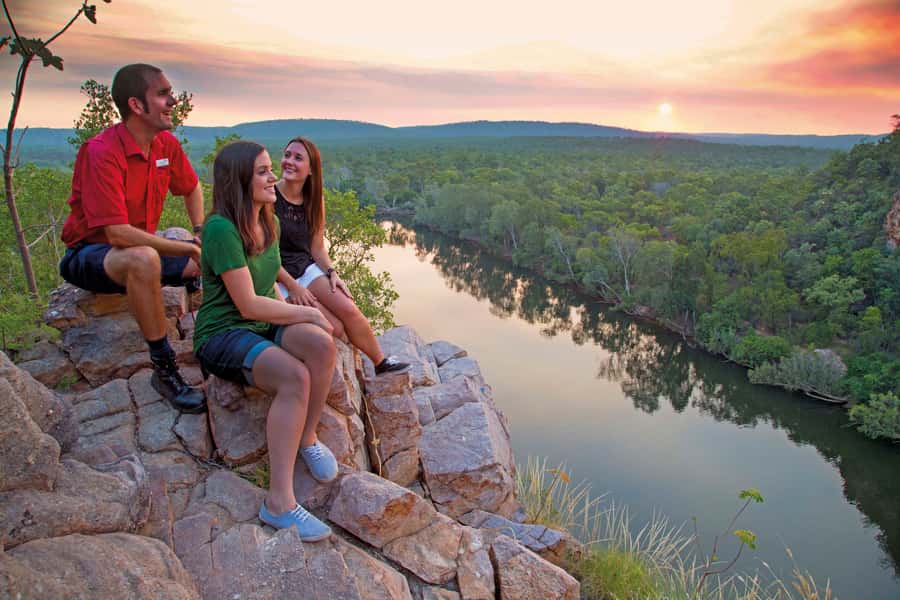 Katherine Gorge & Edith Falls Full-Day Tour from Darwin - The early start and the road south from Darwin