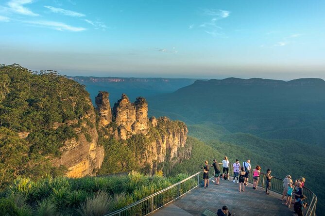 Late Start Blue Mountains Nature, Waterfalls, Koalas Small Group - Echo Point and the Three Sisters at sunset