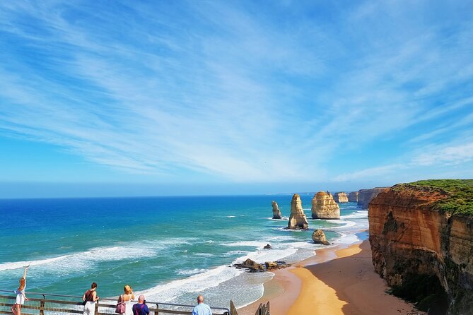 Lux Great Ocean Road Tour Reverse - Max 11 Hotel Pickup - Melbourne pickup and the early start