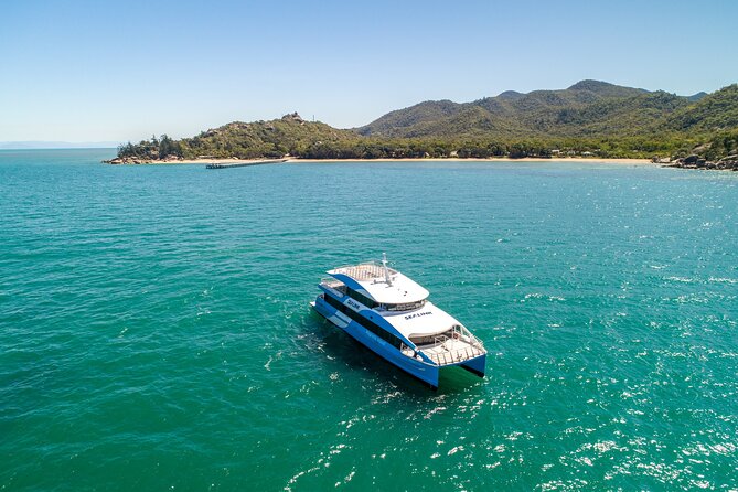 Magnetic Island Round-Trip Ferry From Townsville - Arriving at Nelly Bay and finding the island bus