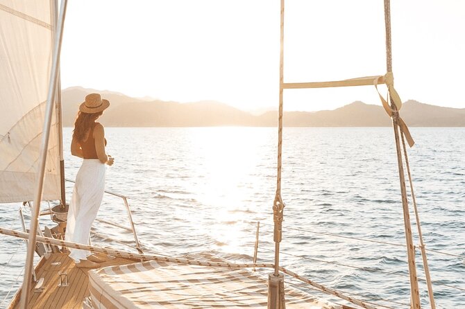Magnetic Island Sip and Sail Sunset Cruise - Key points at a glance