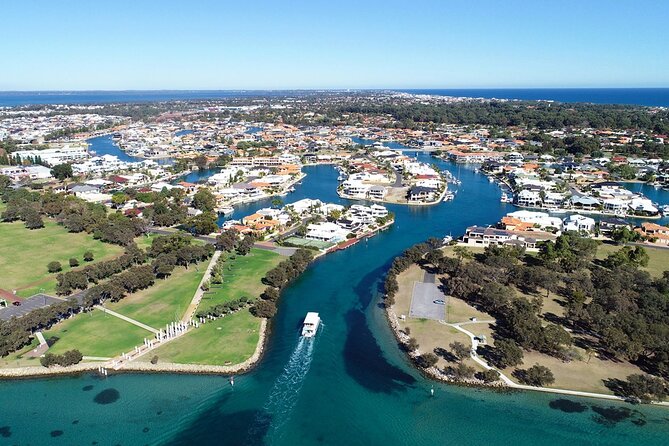 Mandurah Dolphin Cruise and Views - Why this Mandurah cruise is worth your time