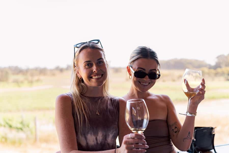 Margaret River: Boutique Wine Tour w. Blind Tasting + Lunch - Key points at a glance