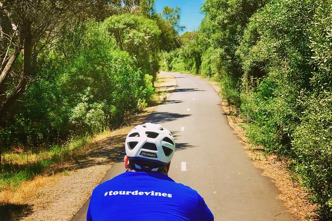 McLaren Vale Shiraz Trail Cycling Tour from Adelaide - Who should book this tour?