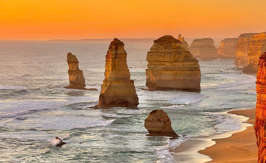 Melbourne: 12 Apostles Sunset Tour - Less Crowds - Key points at a glance