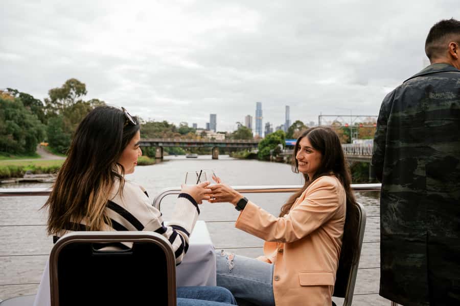Melbourne: 2-Hour Bottomless Brunch Cruise - Rain, heat, and choosing your seat