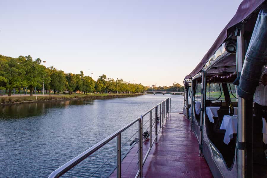 Melbourne: 4-Course Dinner Cruise with Drinks - Who Will Enjoy This Cruise Most?