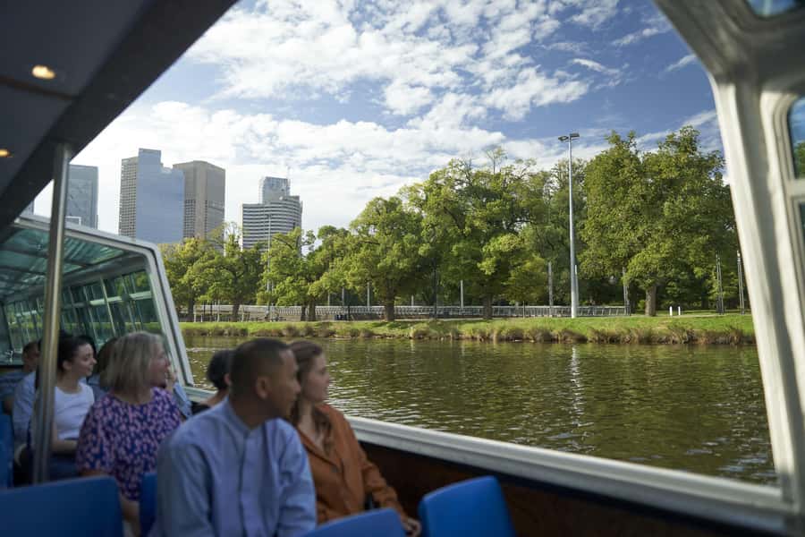 Melbourne City Cruise with Tea, Coffee, and Commentary - Who will enjoy this cruise most?