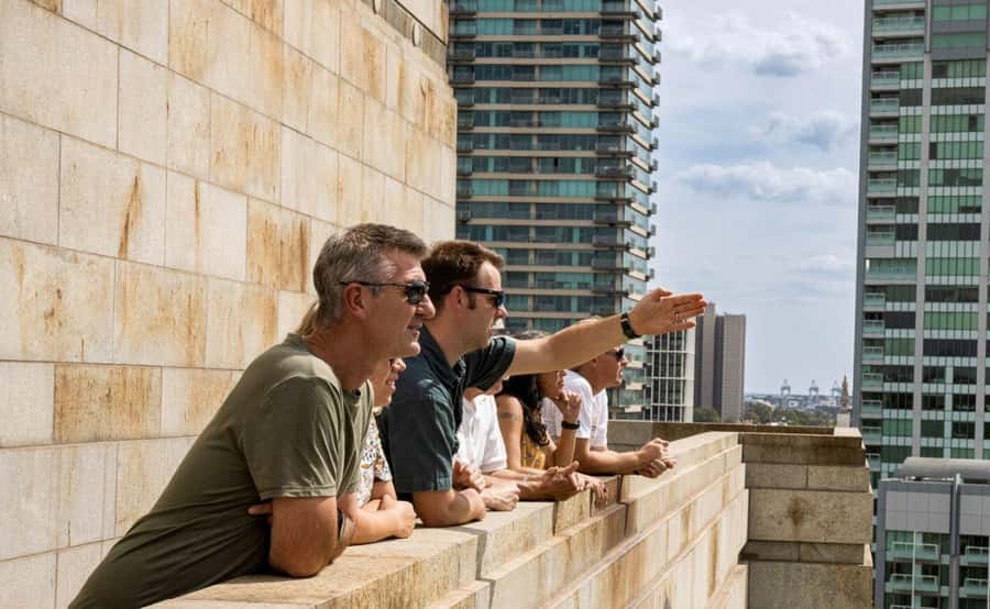 Melbourne: City Highlights Group Tour by Bus - Civic buildings, old districts, and Ned Kelly