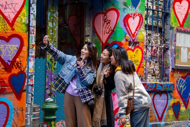 Melbourne City Highlights Small Group Tour - Hosier Lane and Melbourne’s street art