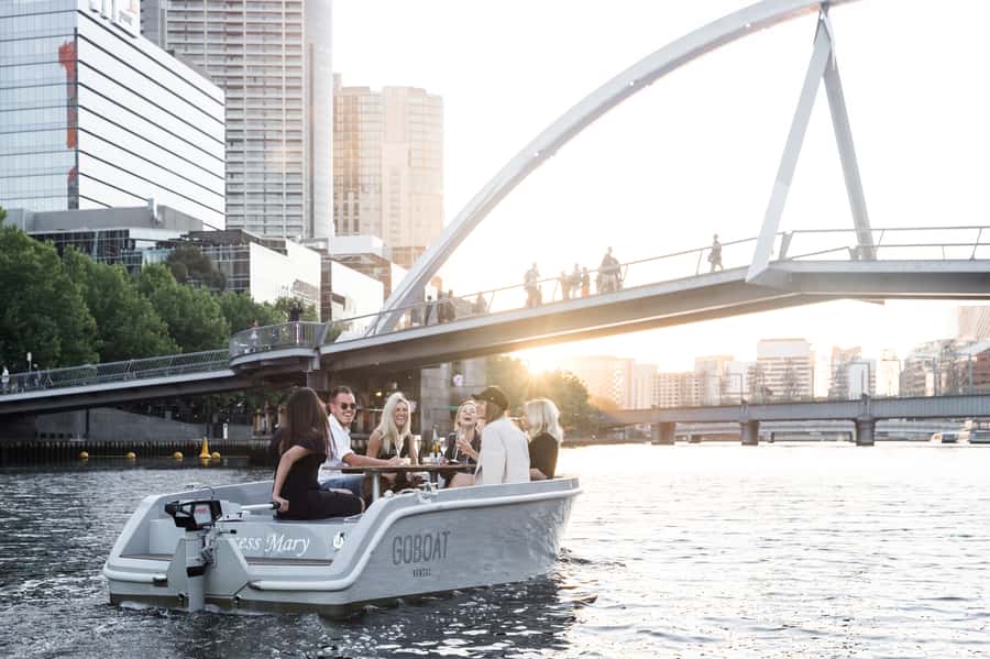 Melbourne: Electric Picnic Boat Rental on the Yarra River - Why the Yarra is a fine place to captain your own boat