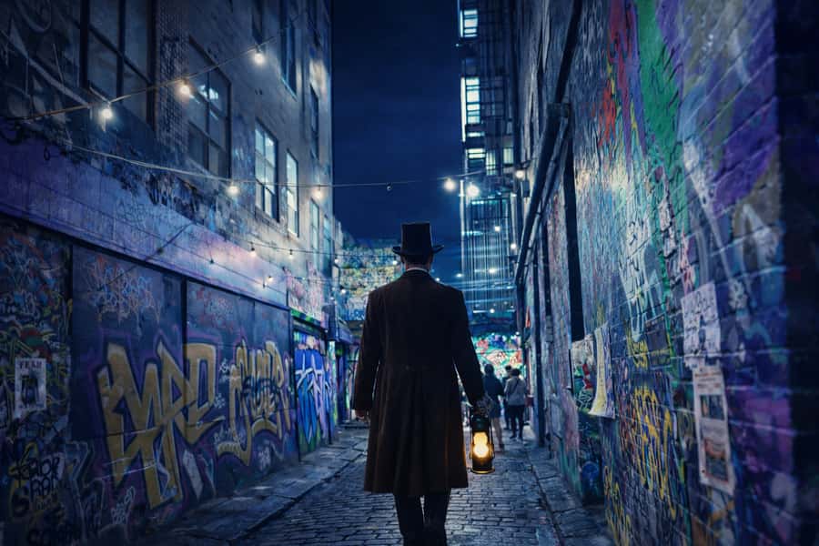 Melbourne: Ghosts, Murder, & Mystery Guided Walking Tour - Frederick Federici and the Princess Theatre fall
