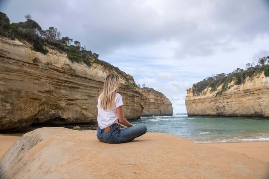 Melbourne: Great Ocean Road 12 Apostles & Rainforest Tour - The coastal drive is the main event