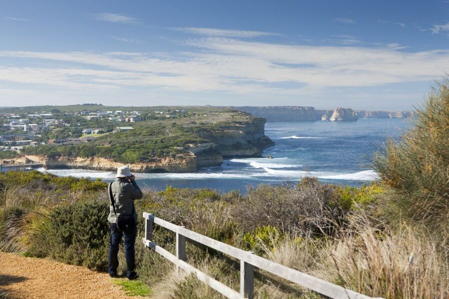 Melbourne: Great Ocean Road 12 Apostles & Rainforest Tour - The Twelve Apostles deserve your full attention