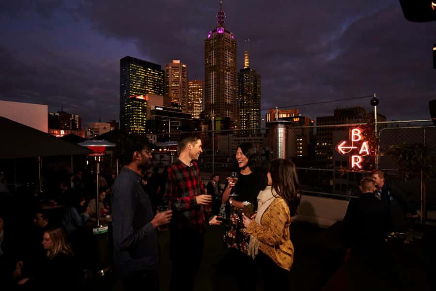 Melbourne: Local Laneway Bars and Their Stories - Who should book this experience