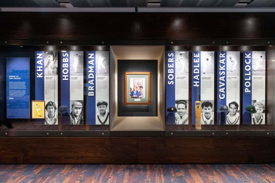Melbourne: Melbourne Cricket Ground (MCG) Guided Tour - The MCC Long Room and members’ facilities
