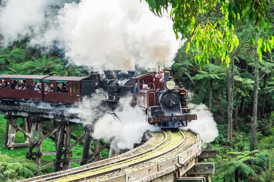 Melbourne: Puffing Billy & Healesville Sanctuary Scenic Tour - The Yarra Valley Chocolaterie finish
