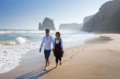 Reverse Great Ocean Road 12 Apostles with Lunch